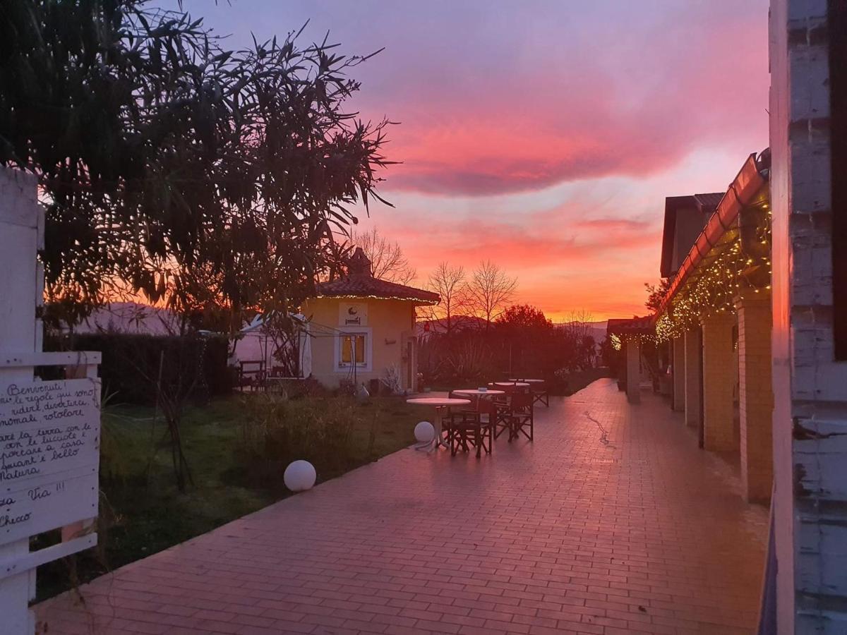 Country-House Pecora Nera Guest House Mosciano Sant'Angelo Bagian luar foto