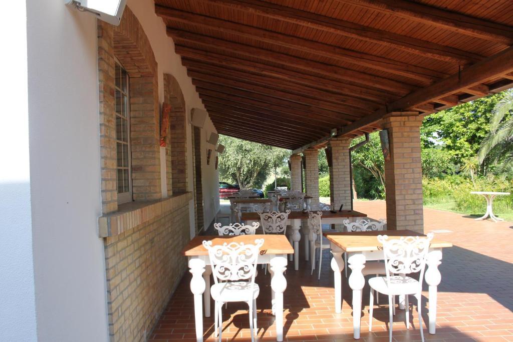 Country-House Pecora Nera Guest House Mosciano Sant'Angelo Bagian luar foto